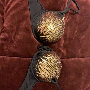 36DD bathing suit top